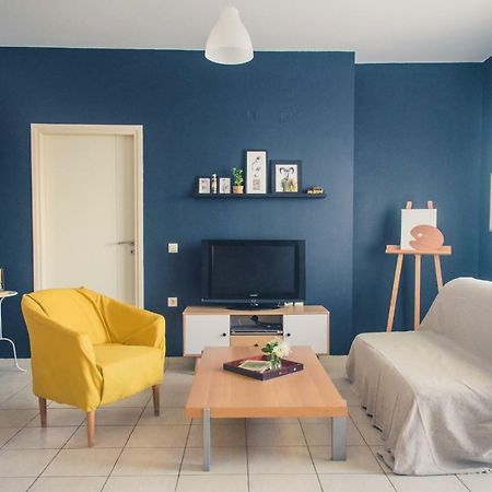 Cozy Spacious Apartment In The Heart Of Heraklion Exterior photo