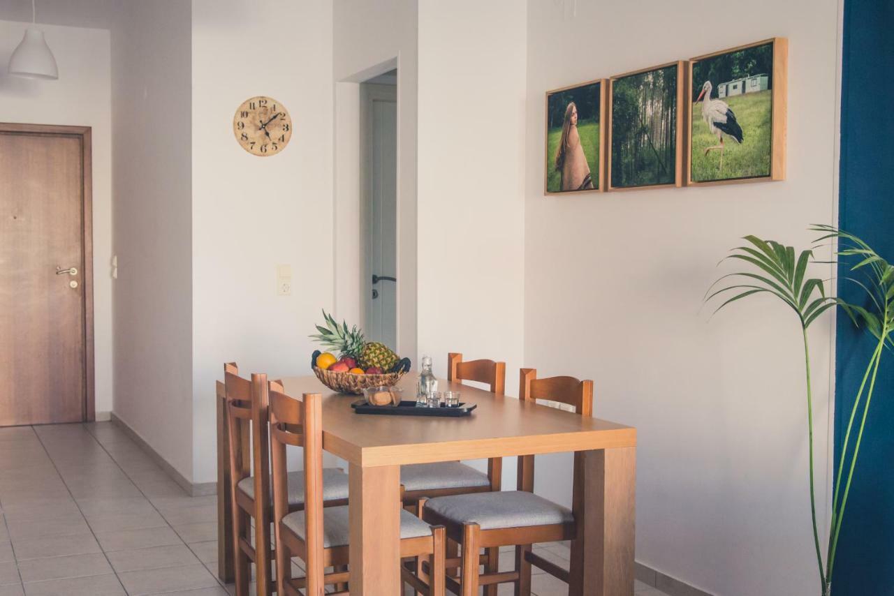 Cozy Spacious Apartment In The Heart Of Heraklion Exterior photo