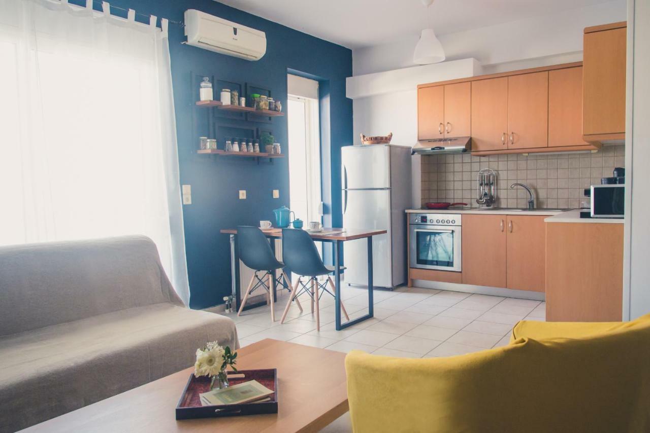 Cozy Spacious Apartment In The Heart Of Heraklion Exterior photo